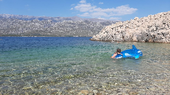  Sipa beach