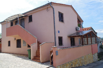  I. emelet 2.-es 2+2 fs egy hls nappalis