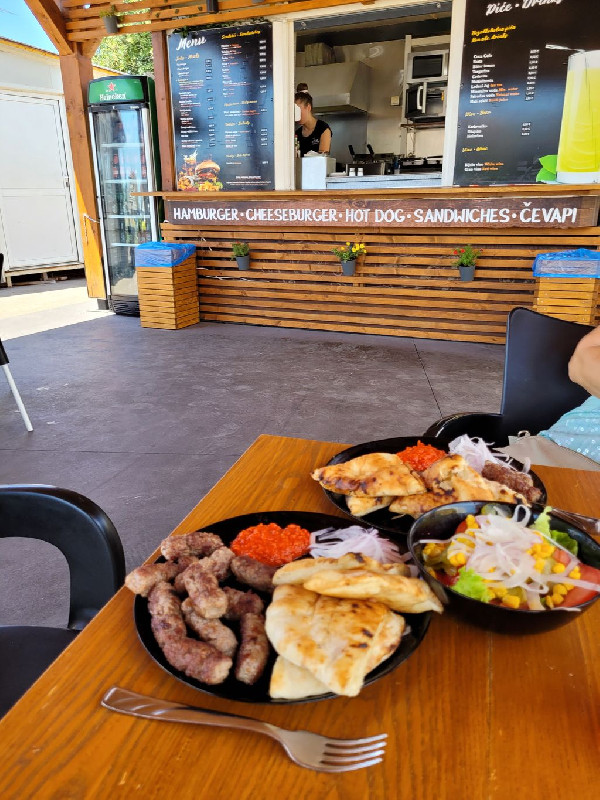  Jaz fast food Pakostane