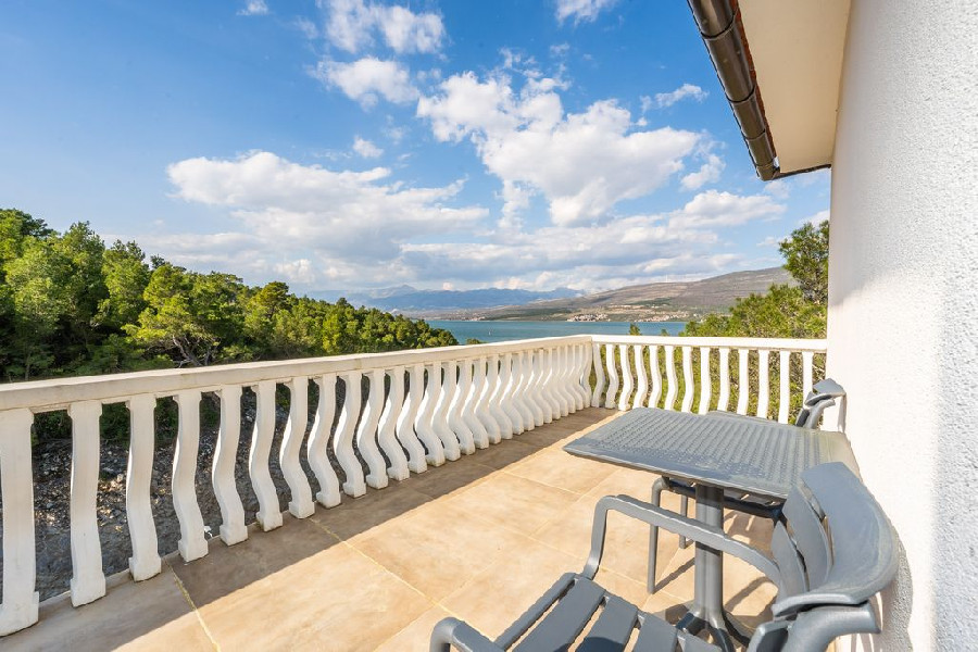  Msodik emelet 6.-os 2 fs szoba