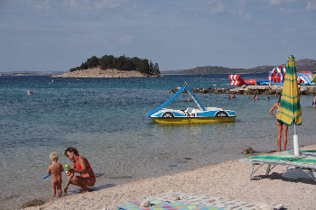  Pakostane Beach Punta