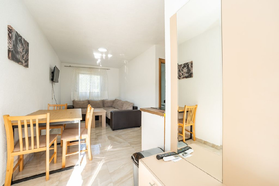 A4 apartman II. em. 2+2 fős