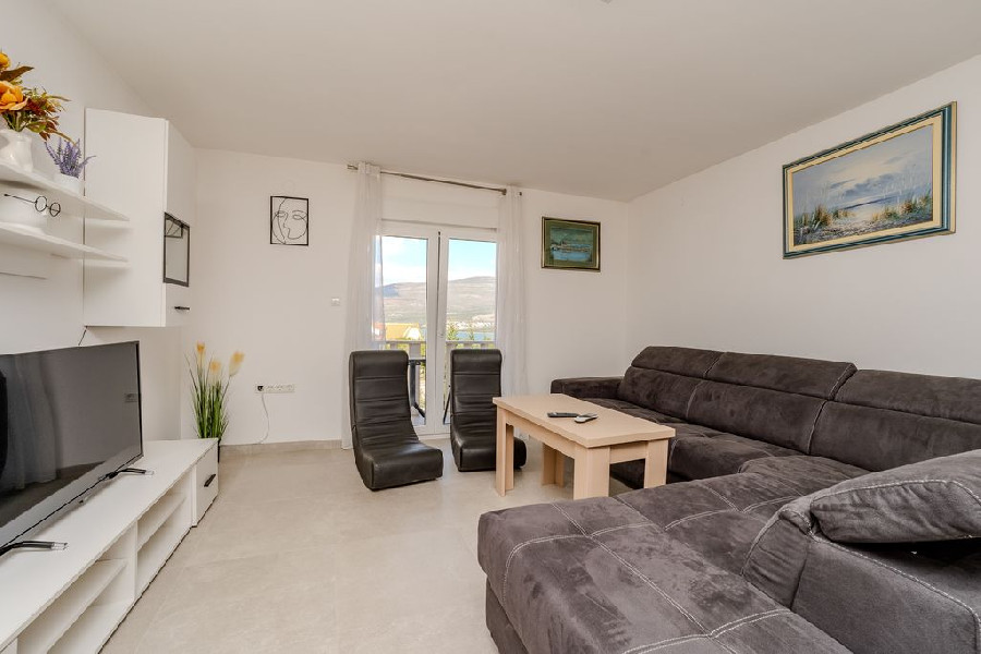 Privi Első emelet 4+2 fős apartman medence szint – galériakép