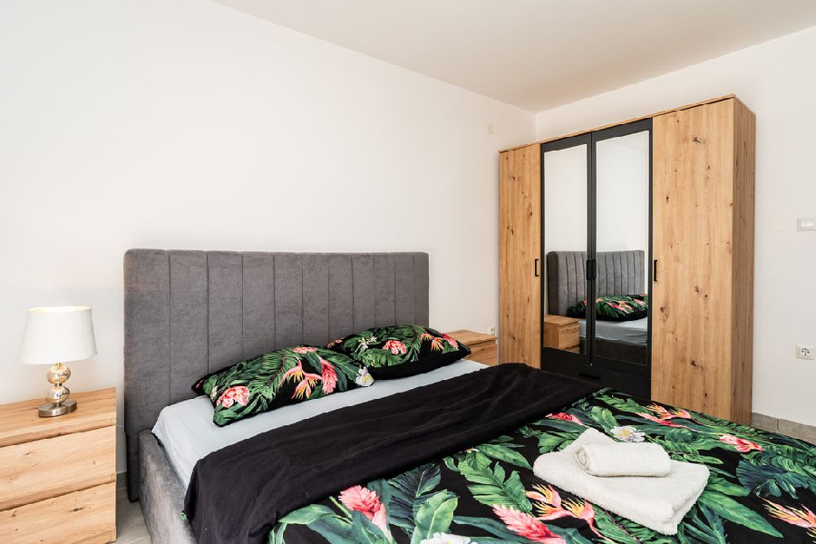 Privi Első emelet 4+2 fős apartman medence szint – galériakép