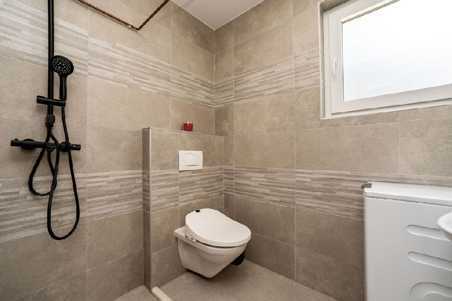 Privi Első emelet 4+2 fős apartman medence szint – galériakép