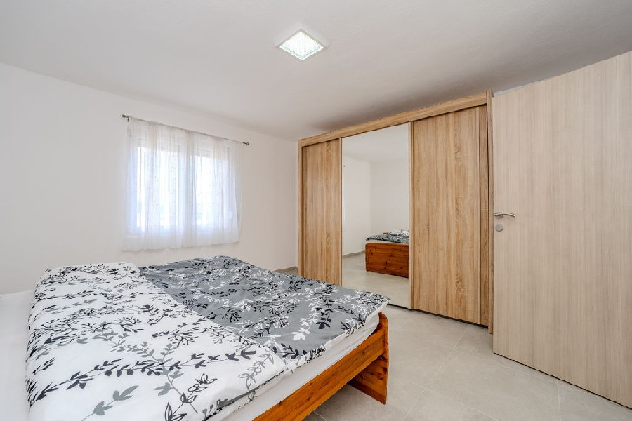 Srednji Második emelet 6 fős apartman középső szint – galériakép