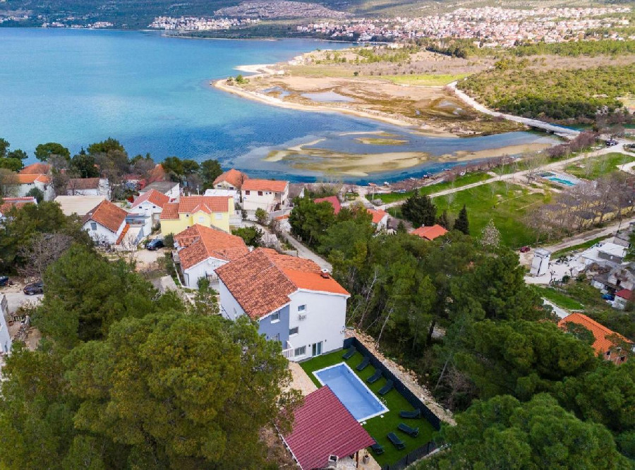 Gornji Harmadik emelet 4+2 fős apartman felső szint – galériakép
